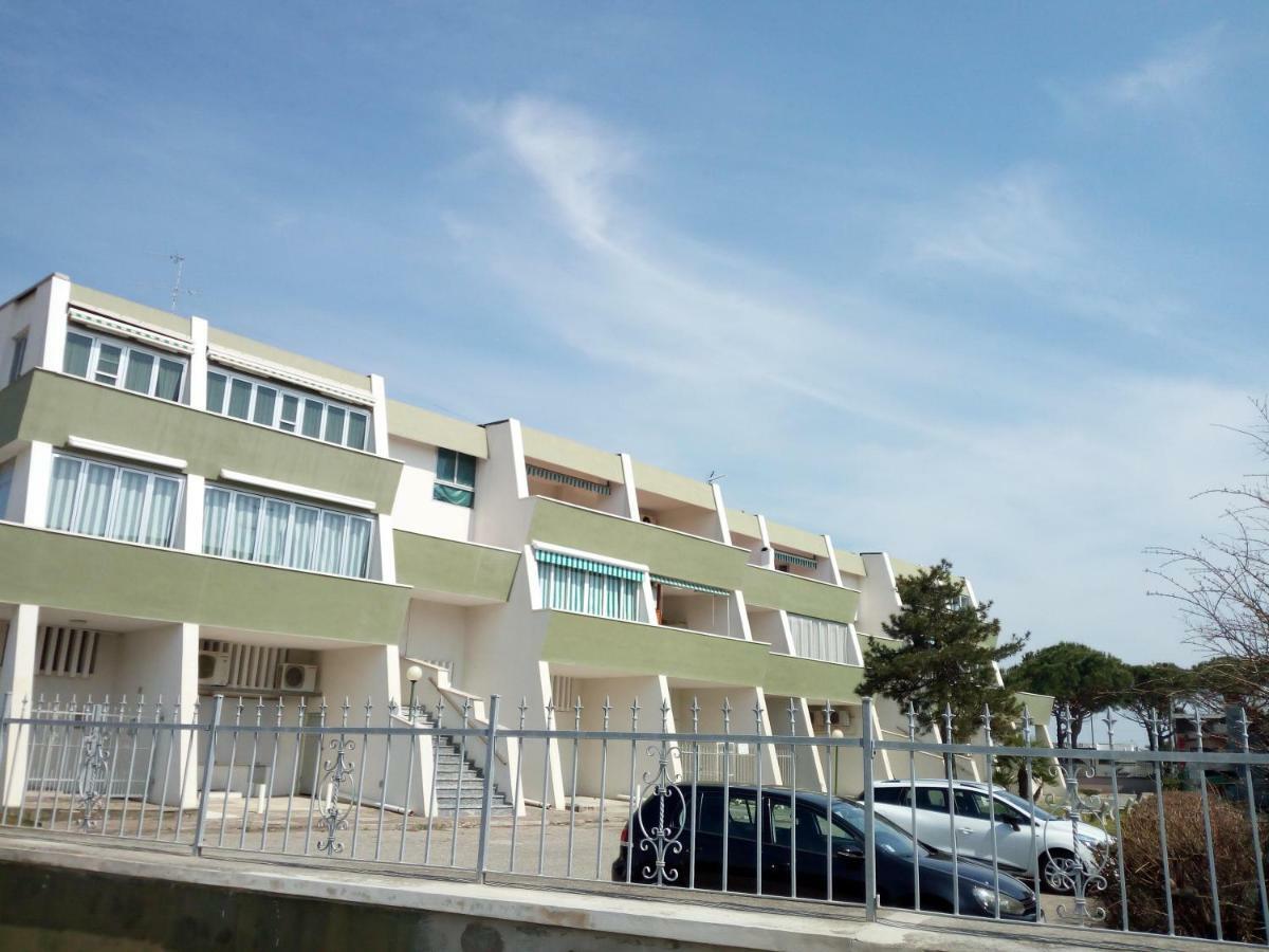 Faro 23 Apartment Lido delle Nazioni Ngoại thất bức ảnh